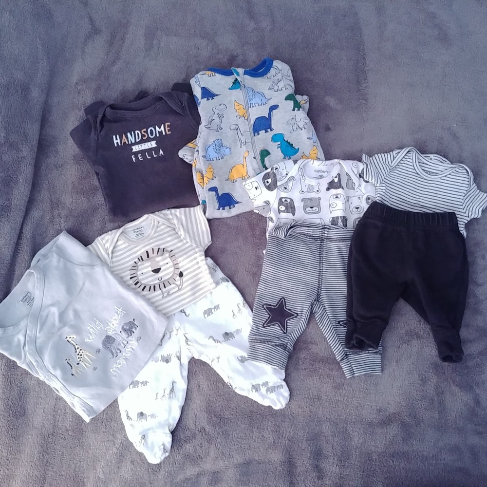 Newborn Outfits- Lot of 5